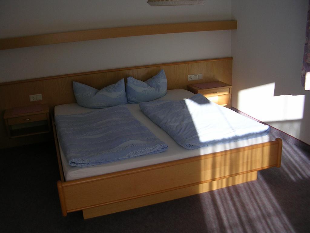 Haus Hafele Hotel Kaunertal Ruang foto